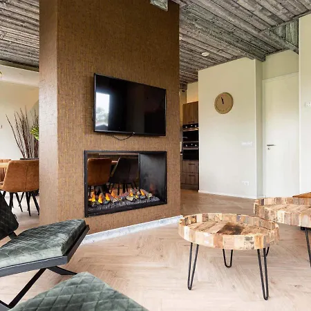 Villa With Swimming Pool, Sauna And Spa, On A In The Achterhoek Lichtenvoorde